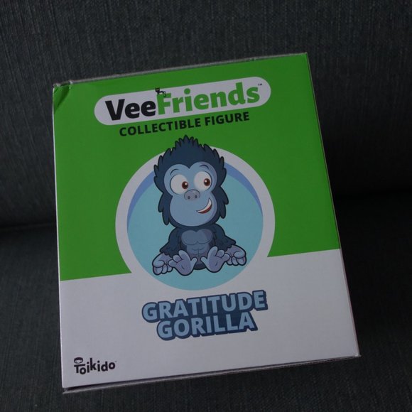 VeeFriends Gatitude Gorilla Collectible Figure Made for Macy's - Picture 6 of 7